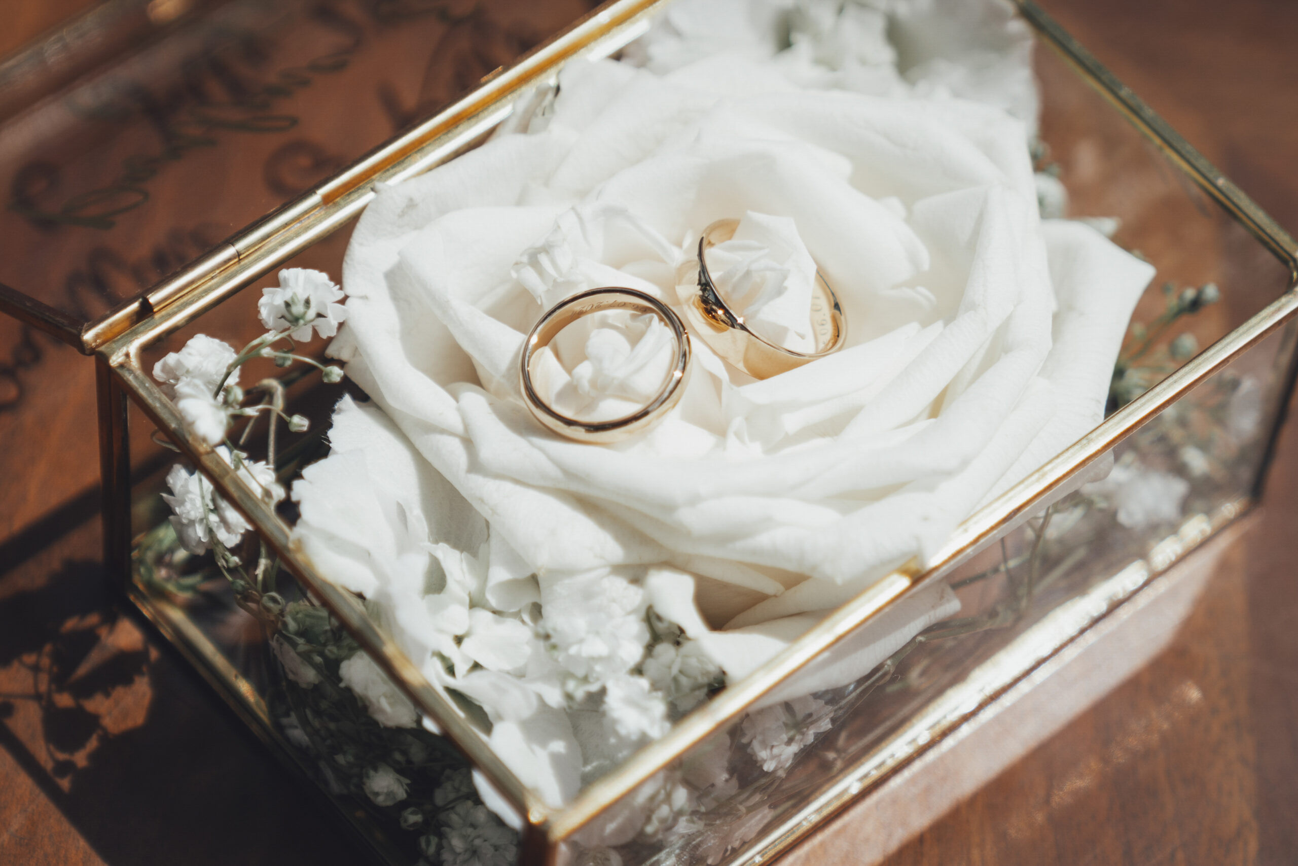 Verlobt an Weihnachten – Tipps für die Hochzeitsplanung